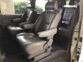 Toyota Super Grandia not GL Grandia vs Commuter 2012 2013 2014 Alphard-7