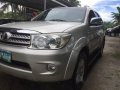 Well-maintained Toyota Fortuner 2010 G for sale-1