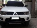 2012 Mitsubishi MONTERO GLX-V limited-0