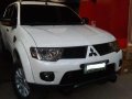 2012 Mitsubishi MONTERO GLX-V limited-6