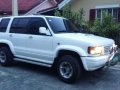 Isuzu Trooper 4x4 AT White 2010 For Sale -3