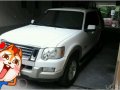 2008 Ford Explorer Eddie Bauer sereies with car theatre -0