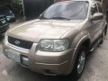 Ford Escape 4wd 2004 Matic Nt Xtrail Everest CRV Rav4 Explorer Tucson-0