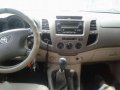 Toyota Hilux G Manual 4x4 3.0 2005 For Sale -2