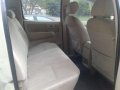 Toyota Hilux G Manual 4x4 3.0 2005 For Sale -3