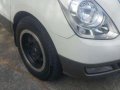 Hyundai Starex gold 2010 for sale -1