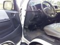 Toyota Hiace gl grandia 2.5 automatic 2014 model-9