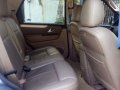 Ford Escape AT XLT Top of the Line 2010 model-2