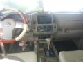 NISSAN Navara 4x4 2008 not hi lux mux strada sportivo innova fortuner montero-9