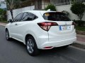 2016 Honda Hrv 1.8 AT White SUV For Sale -2