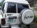 Nissan Patrol SAFARI 2000 White For Sale -1