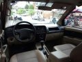 2010 Isuzu Crosswind XUV LE 2.5 Turbo plus Sportivo Innova Adventure-5