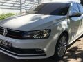 2016 Volkswagen Jetta 1.6 Diesel Automatic vs 2017_2018 civic accent-4