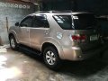 Toyota Fortuner 4x4 2006 Beige SUV For Sale -9