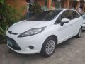 Ford Fiesta 2011 MT White Very Fresh For Sale -1