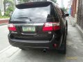 Well-maintained Toyota Fortuner V 2011 for sale-3