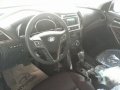 Well-maintained Hyundai Santa Fe 2017 for sale-11