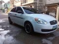 2010 Hyundai Accent MT White For Sale -8