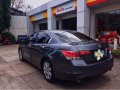 Rush Sale Honda Accord 2011 top of the line A T-0
