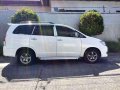 Toyota Innova 2.5J 2010. WHITE, original paint.-9