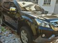 Isuzu Mu-x 2017 manual​ For sale -1