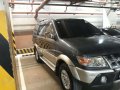 Isuzu Crosswind XUV 2010 not Revo Innova Adventure-3