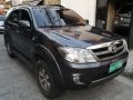 Toyota Fortuner G 2005 for sale -0