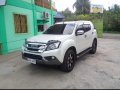 Isuzu Mu-X 2015 FOR SALE-2