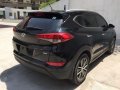 2016 Hyundai Tucson GLS 2.0CRDi DIESEL - Automatic GOOD as NEW!-3