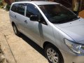 Toyota Innova Model: 2013 e 638k negotiable-2