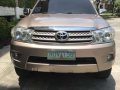 2010 TOYOTA Fortuner 4x2 diesel for sale-0