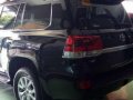 Brand new TOYOTA Land Cruiser LC200 2018 FOR SALE-3
