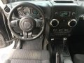 2011 Jeep Wrangler 3.8L gas 3 door Automatic 4x4-6