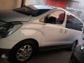 Hyundai Grand Starex 2012 gold FOR SALE -9