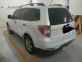 Subaru Forester 2010 AT White SUV For Sale -1