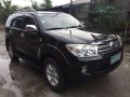 Well-maintained Toyota Fortuner G 2.5D 2010 for sale-2