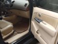 Toyota Fortuner v 2005 4x4 AT Black For Sale -9
