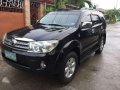 Well-maintained Toyota Fortuner G 2.5D 2010 for sale-0