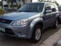 2010 Ford Escape XLT AT Top of the Line-1