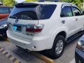 Toyota Fortuner 2010 G AT White For Sale -5