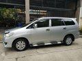 Toyota Innova E 2012 AT Diesel 21k mileage (fortuner sportivo montero)-6