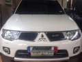 2013 Mitsubishi Montero Sport White For Sale -0