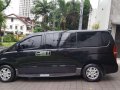 2010 Hyundai Grand Starex VGT AT Black For Sale -2