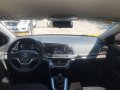 2017 Hyundai Elantra 1.6 Manual vs civic mazda 3 altis vios sedan-7