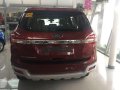 Ford Everest 4x2 2.2L AT Titanium Premium For Sale -1