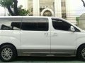 Hyundai Grand Starex 2016 AT White For Sale -0