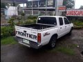 2.7Nissan Frontier 2000 for sale -1