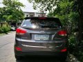 Hyundai Tucson 2011 Automatic Gray For Sale -2