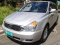 Kia Carnival 2013 CRDI Silver Van For Sale -2