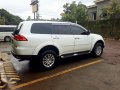 Mitsubishi Montero Gls Se 4x4 2009 White For Sale -2